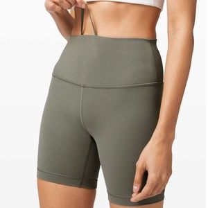 lululemon Wunder Train High-Rise Short Green Sz 6
